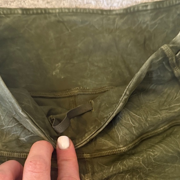 Lululemon Fast and Free Leggings - Picture 4 of 7